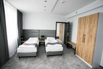 Фото номера Семейный номер Отель Hotel Tiffany г. Нове-Място-Любавске 2